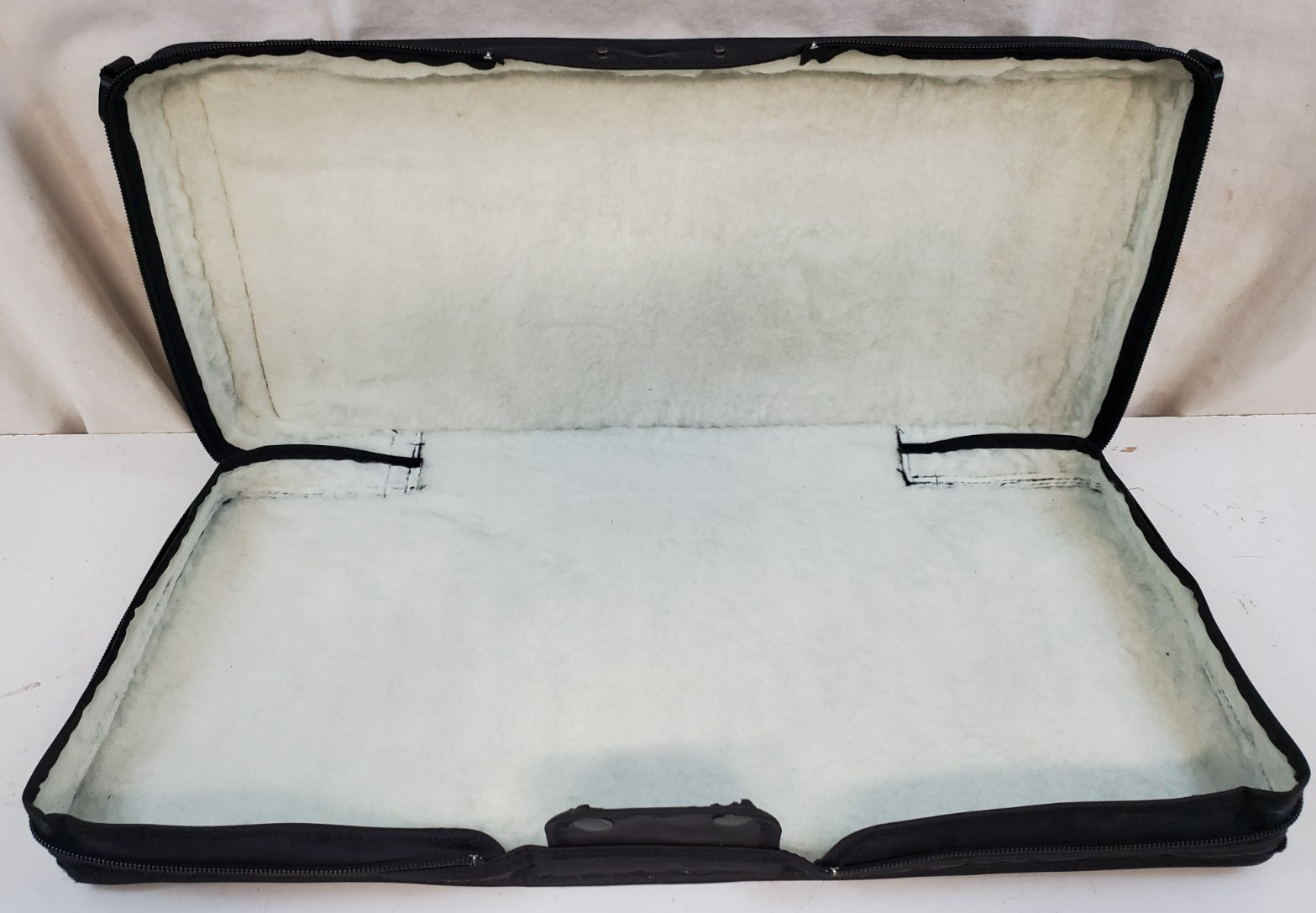 FOX RENARD MODEL 330 CONSERVATORY OBOE 3RD OCTAVE KEY LEFT HAND F & Bb BELL KEY