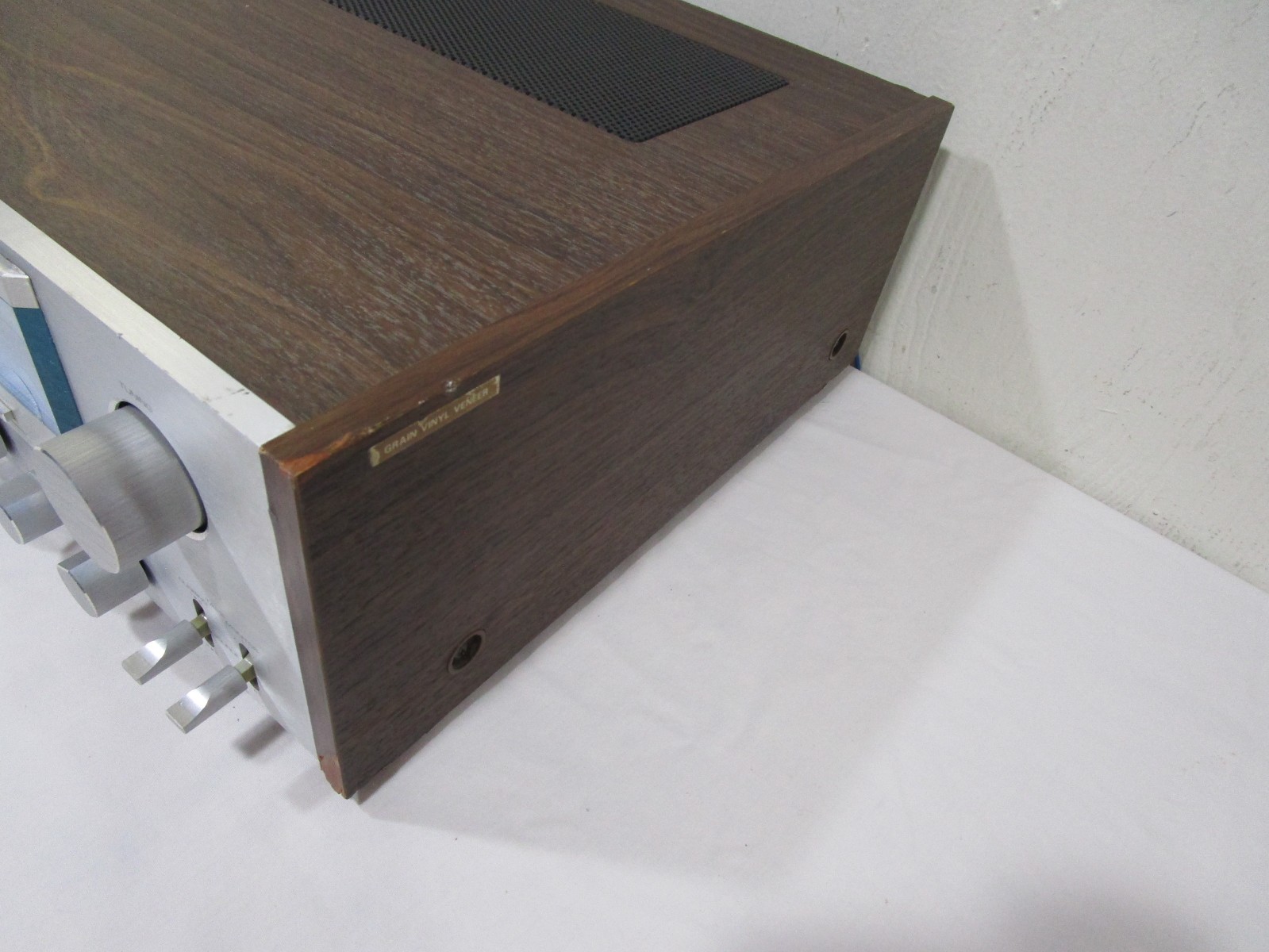 Nice Project / One Mark IIC Stereo Receiver w/ LED Upgraded Lamps -------- Cool!