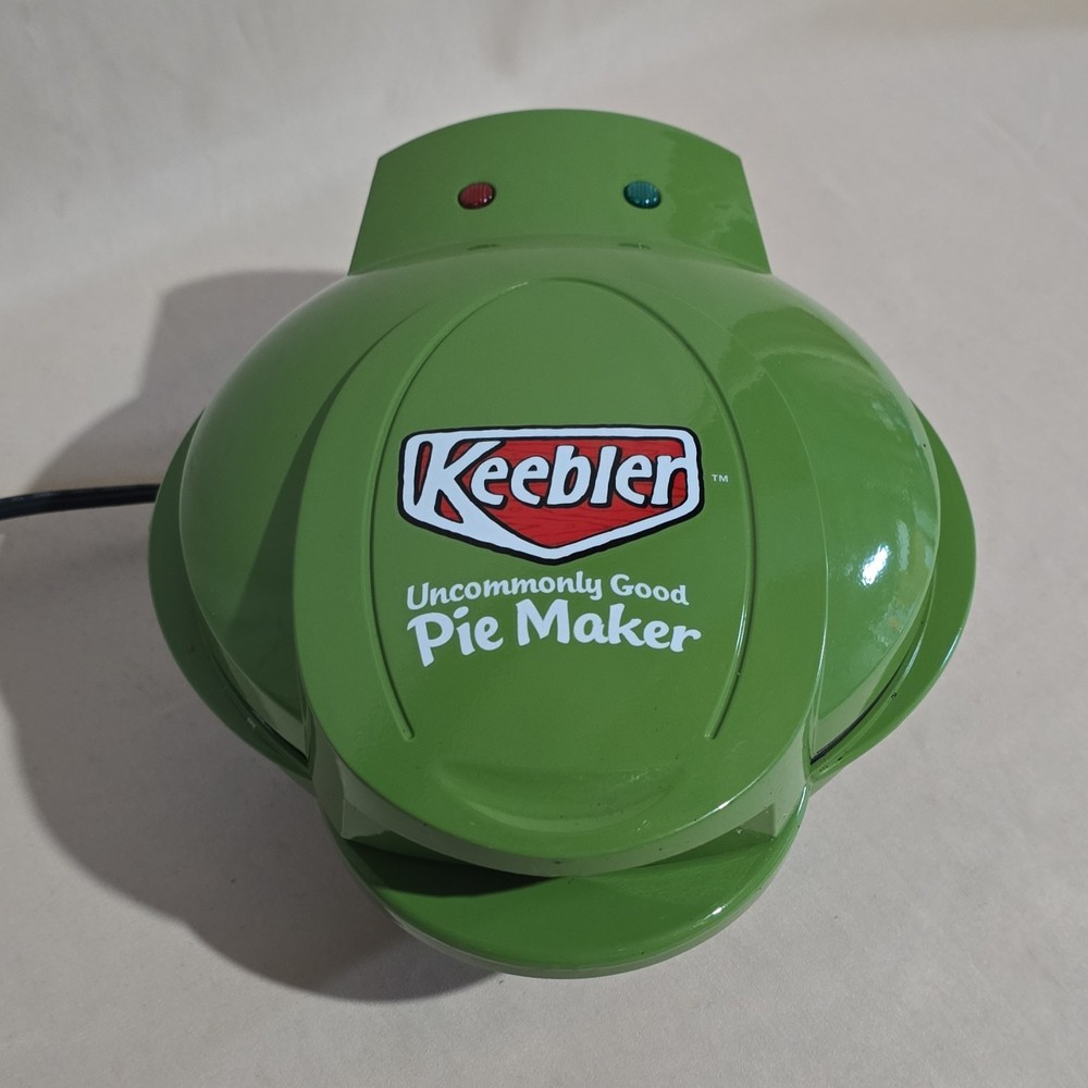 Keebler Uncommonly Good Pie Maker 4 Mini Dessert Baker Tested