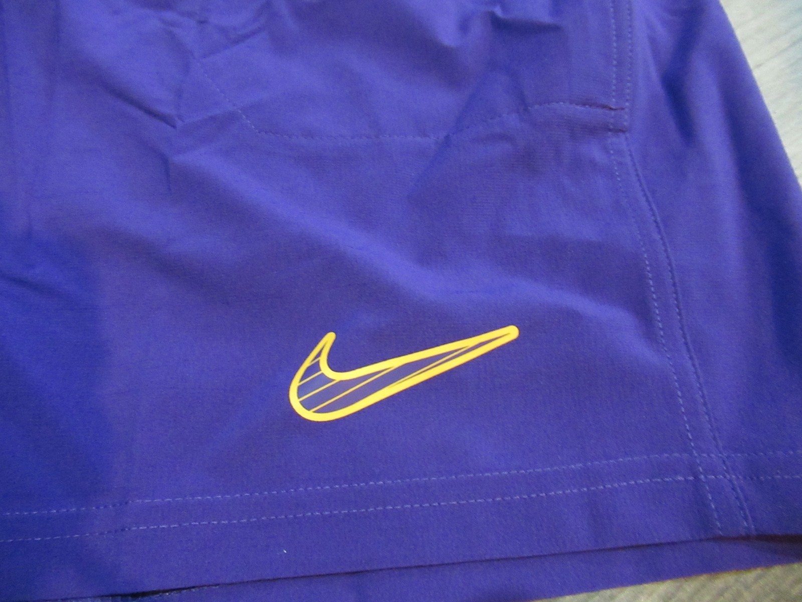 LSU Tigers Nike Dri Fit Shorts Men's Large new with tags Free Ship