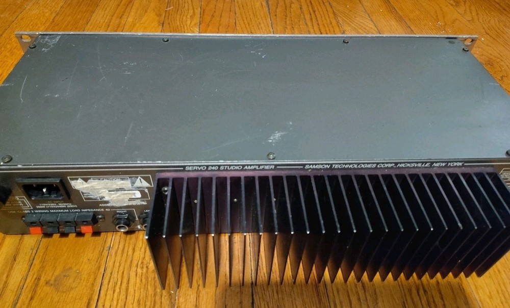 Samson SERVO-240 120W Studio Amplifier