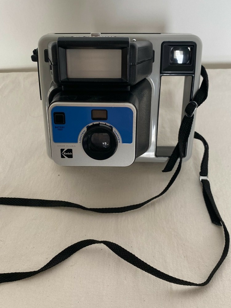 Vintage The Kodak Handle  with ITT MagicFlash attachment