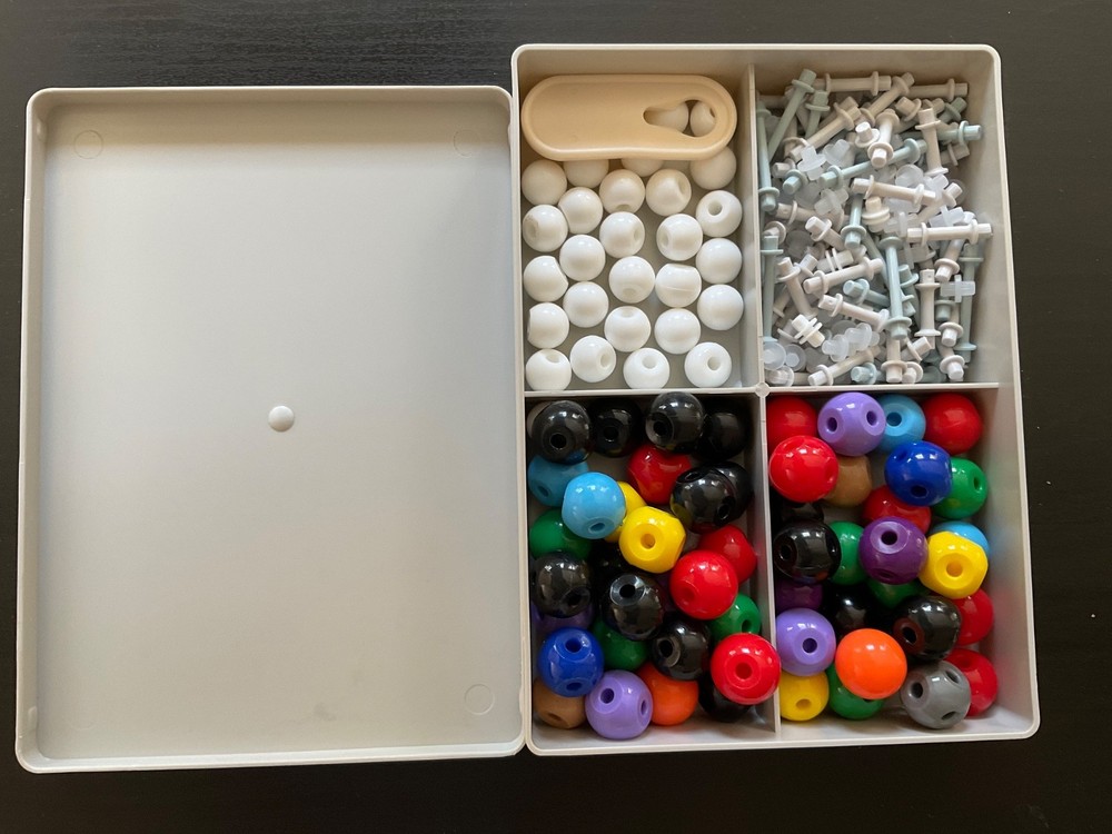 Old Nobby Molecular Model Kit