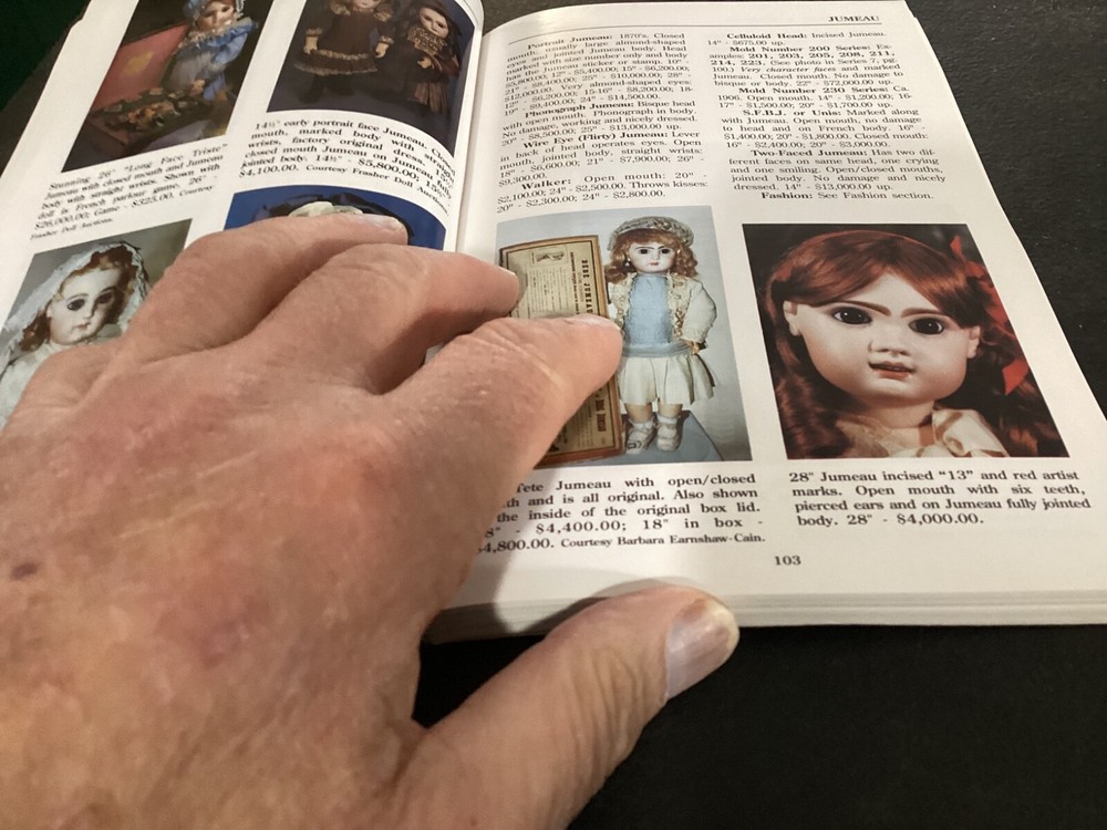 Dolls Values Paperback Information Book 1992