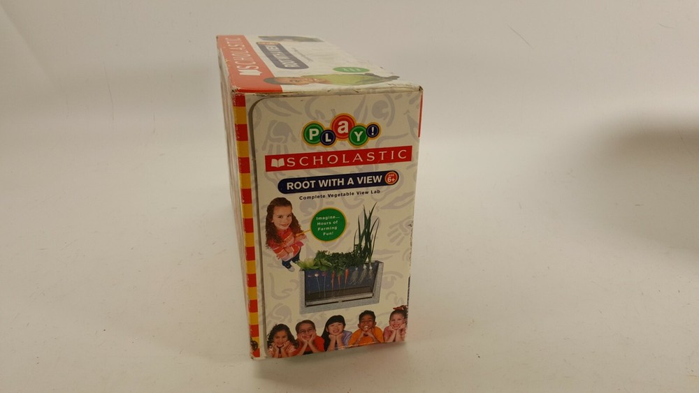 NEW, SCHOLASTIC “ ROOT WITH A VIEW ” COMPLETE VEGETABLE VIEW LAB