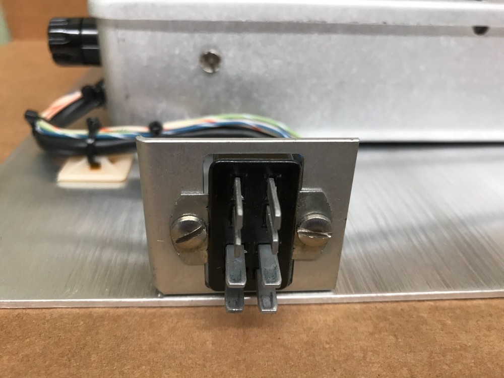 DCA-1A DC AMPLIFIER