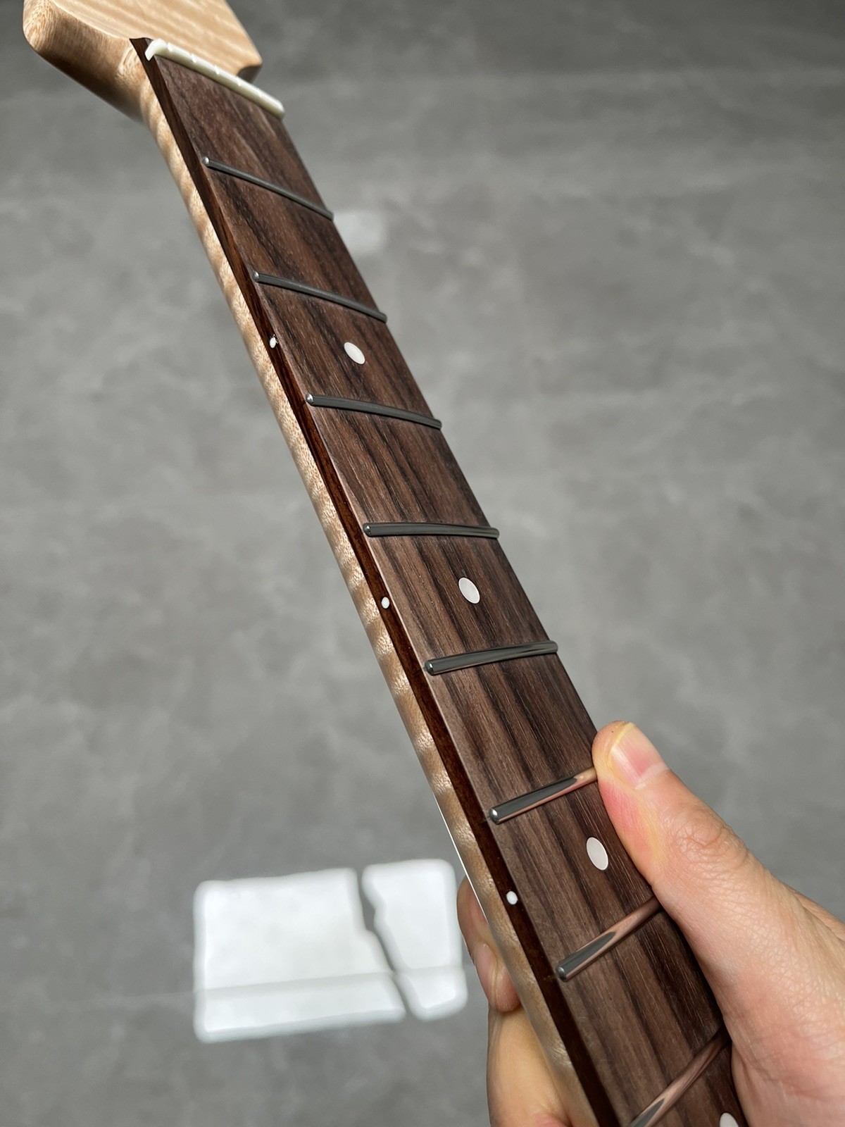 AAAA New 22Frets gloss Rosewood Natural color Flame Maple Electric guitar Neck