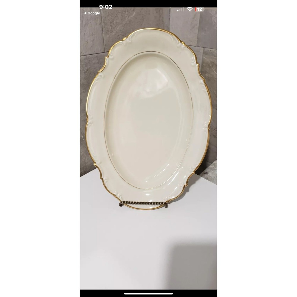 Hutschenreuther Hamilton Pattern Medium Platter - Elegant Fine China