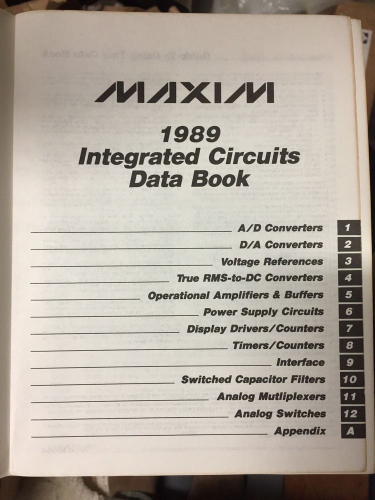 Data Book = Maxim Semiconductor Six Volume Set plus Applications Highlight = Lot