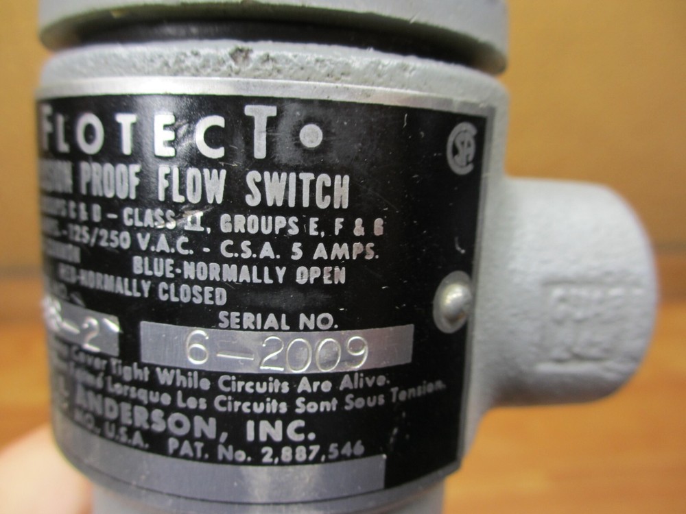 Flotect V4SS-2 *USED?* Explosion Proof Flow Switch W.E. Anderson