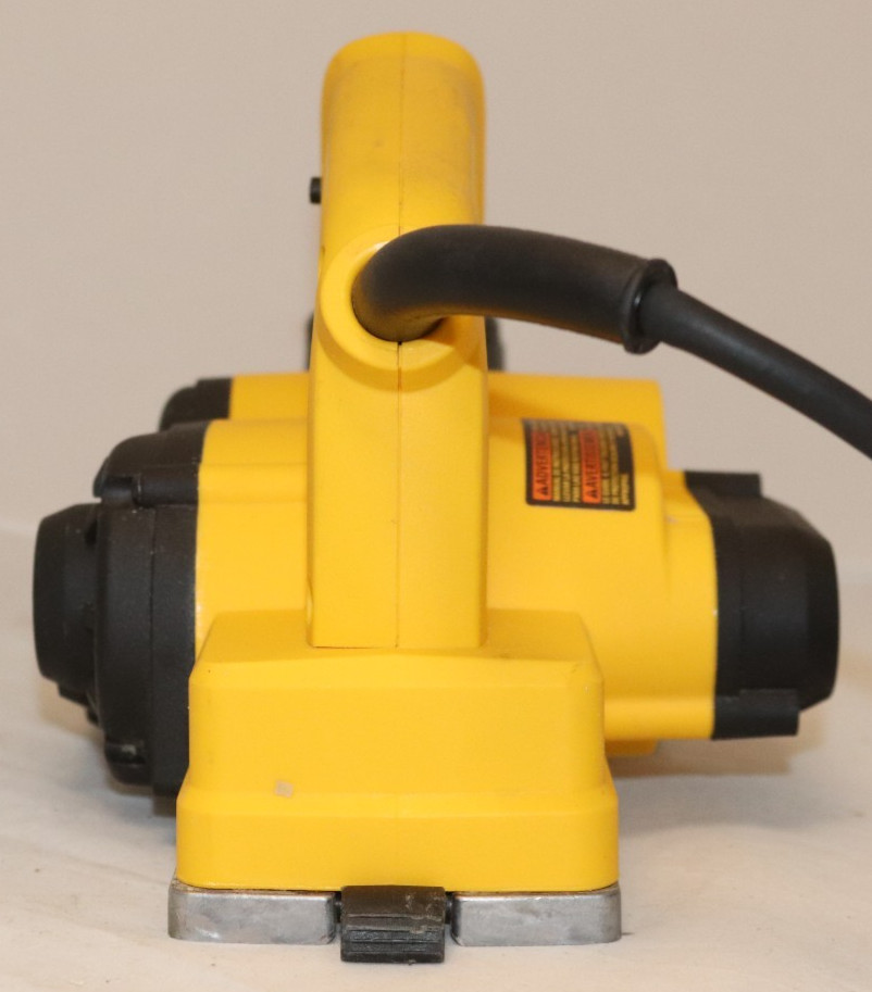 DEWALT PLANER D26676