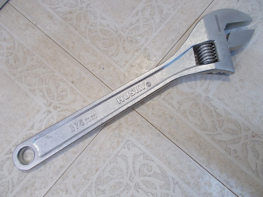 15" Husky Adjustable Wrench Excellent Condition