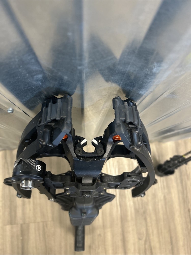 Ravin R10 Crossbow w/ arrows