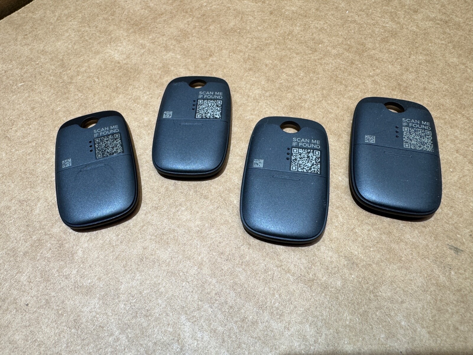 [4-PACK] TILE PRO (BLACK) 2022 BLUETOOTH TRACKER FINDER - [RE-43001 / RE-43004]