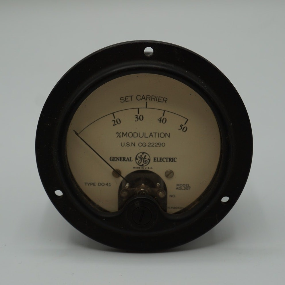 General Electric % Modulation Meter Type DO-41 Model ADL207