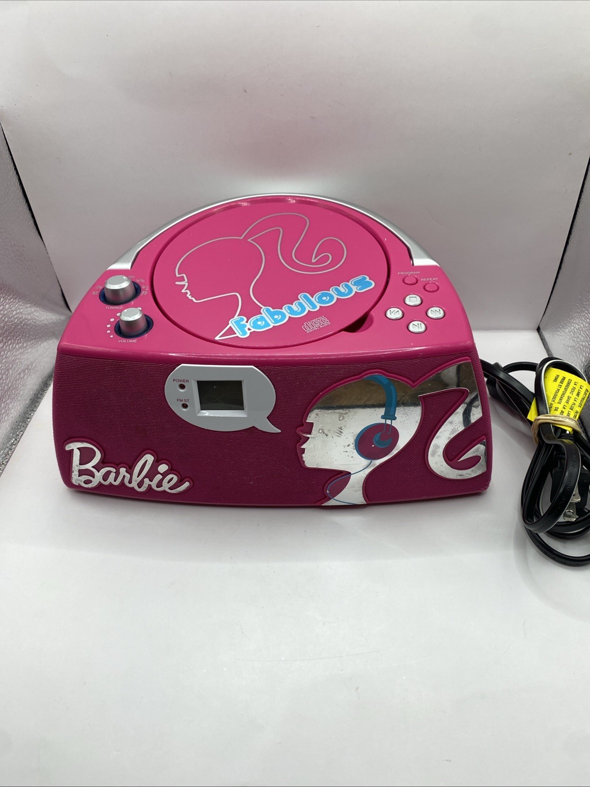 Barbie Glamtastic Boombox CD Player Radio Pink Model BB11045 2011 Works AUX