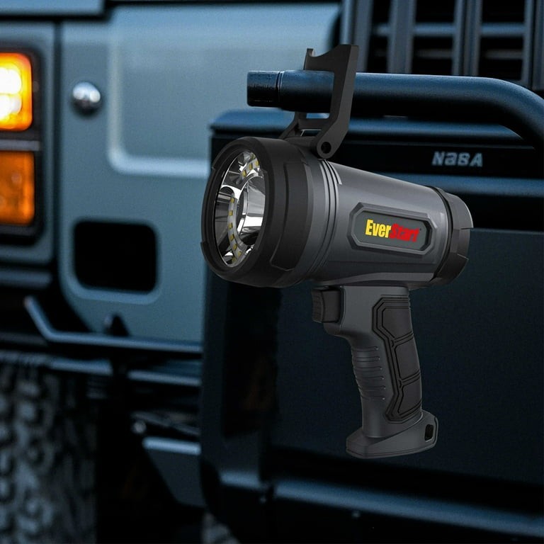 EverStart MAXX 1500-Lumen Rechargeable LED Spotlight 🆕