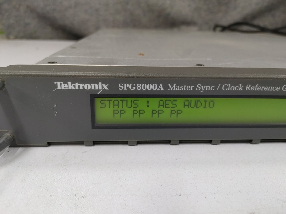Tektronix spg8000A Master Sync/Clock GPS HD SDI Multi Format Reference Generator