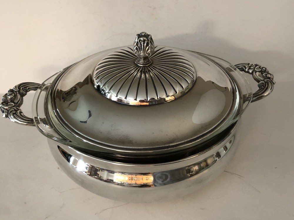 MCM RAIMOND Silverplate Serving Dish 1.5 Quart Pyrex Glass Insert Holiday EUC