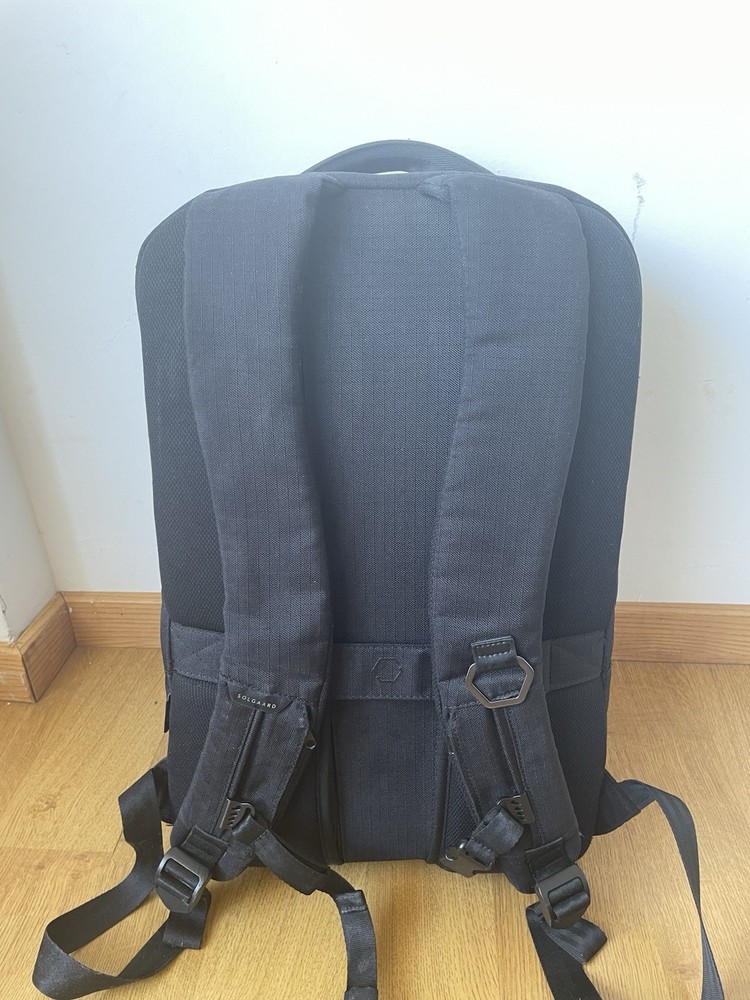 Solgaard Venture Backpack – Small Corner Tear Repaired – No FlowCloset/Bag