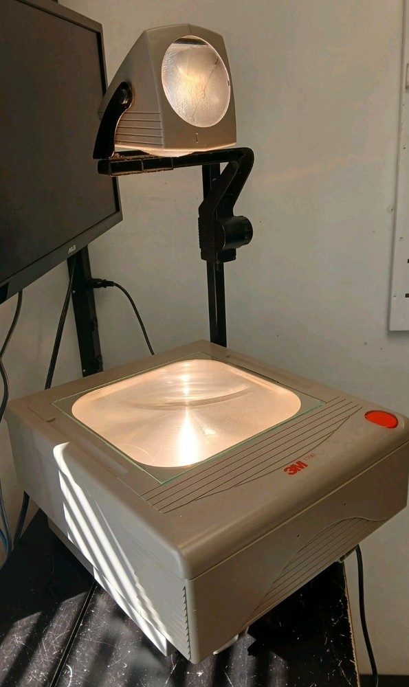 Overhead Projector 3M 1700 -Works