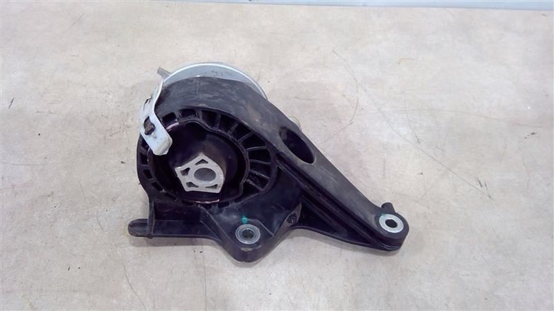 2022 CHEVROLET TRAVERSE AUTOMATIC TRANSMISSION FRONT MOUNT BRACKET