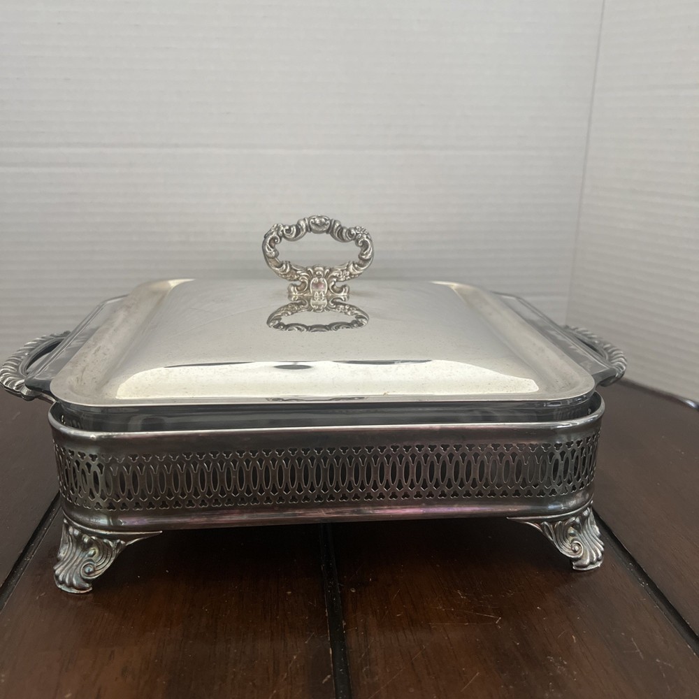 VTG Double Handle Silverplate Buffet Server w/Lid & Glass Baking Dish