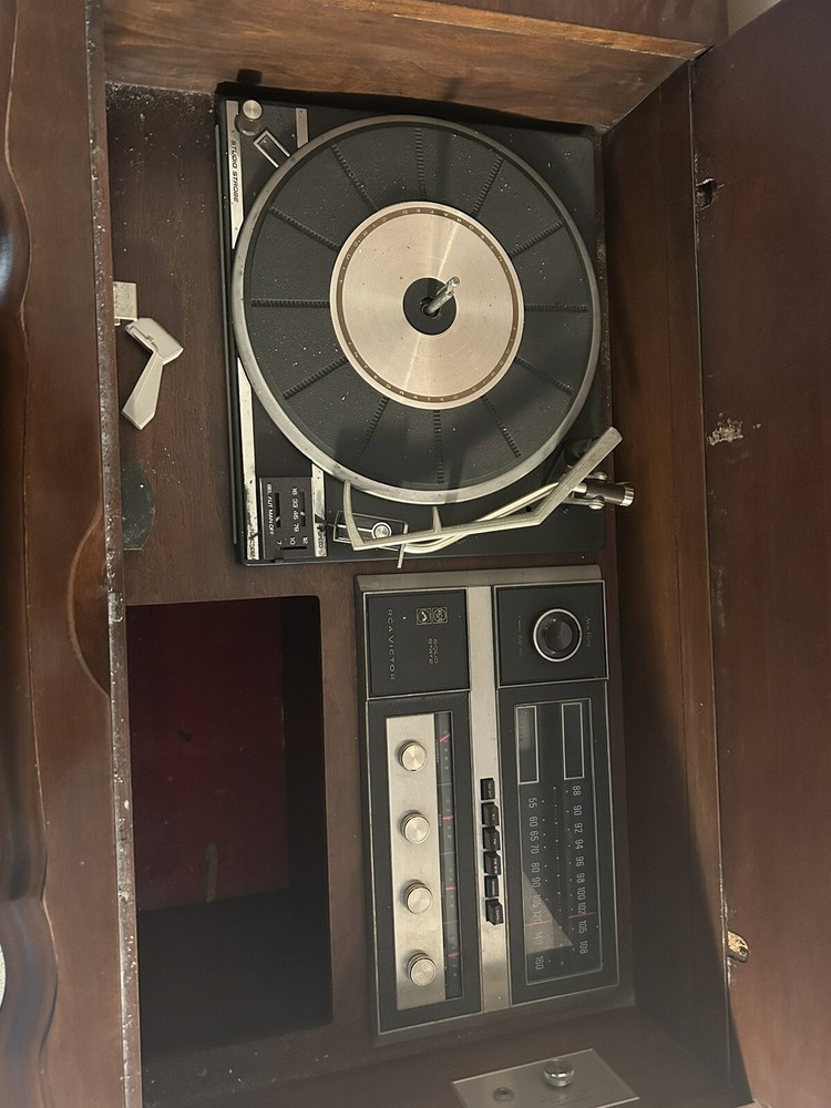 vintage rca victrola console