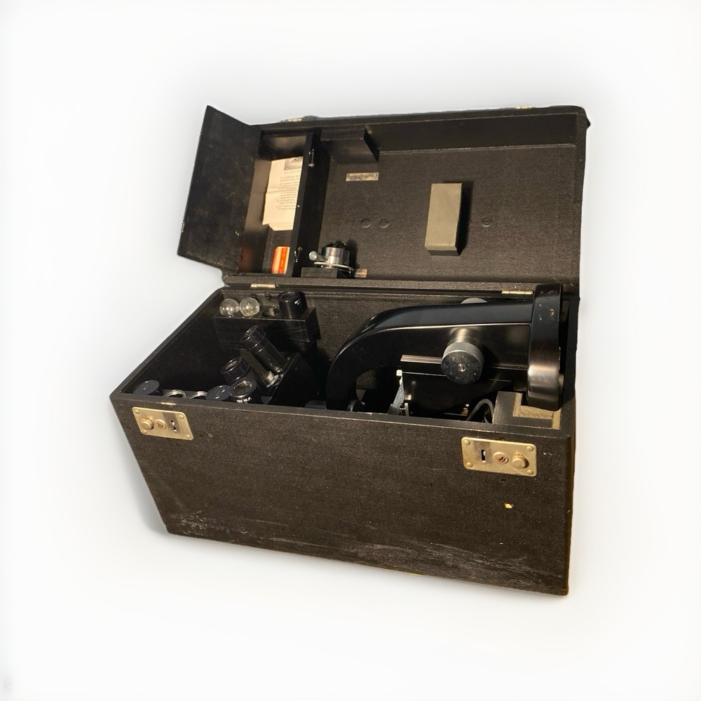 Vintage Leitz Wetzlar Student Microscope w/ 4 Objectives & Brightfield Condensor