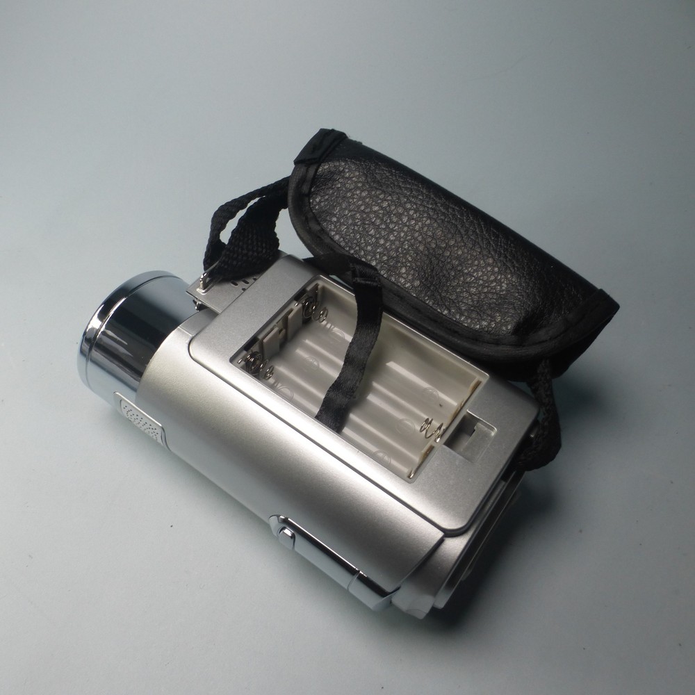 Vivitar DVR-528 5.0MP Compact Digital Video Recorder Silver Tested