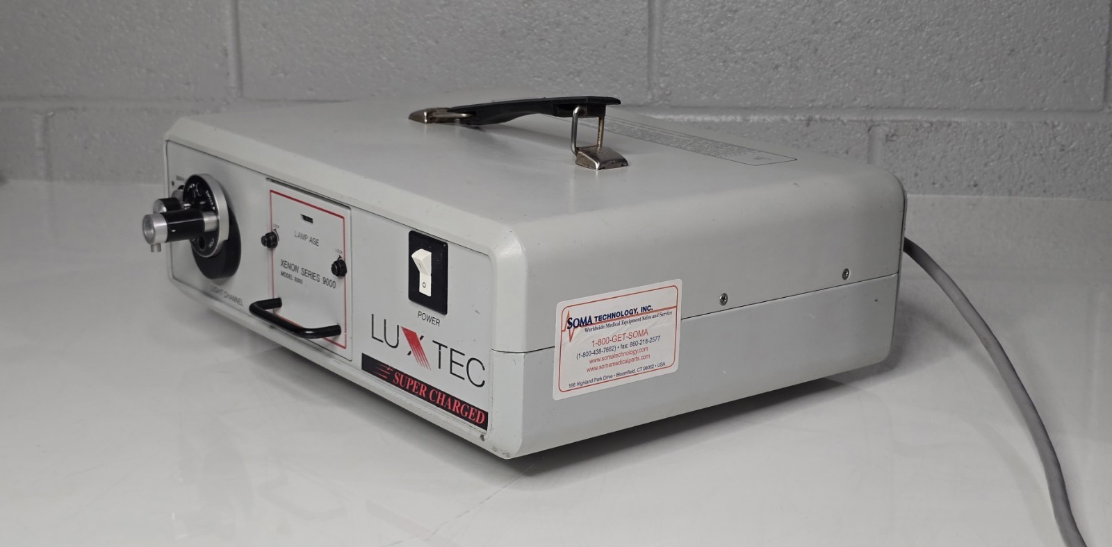 Luxtec 9300 Xenon Series 9000 Light Source