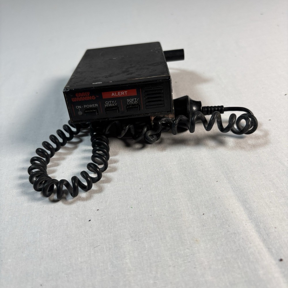 Vintage Early Warning Radar Detector w/DC Adapter