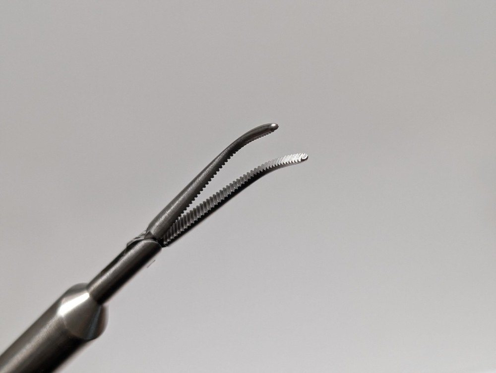 JARIT 600-127 Mixter Forceps Made In Germany (USED).