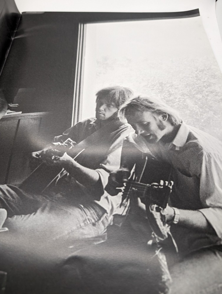 CROSBY, STILLS, NASH & YOUNG 2000 CONCERT PROGRAM BOOK CSNY NEIL YOUNG