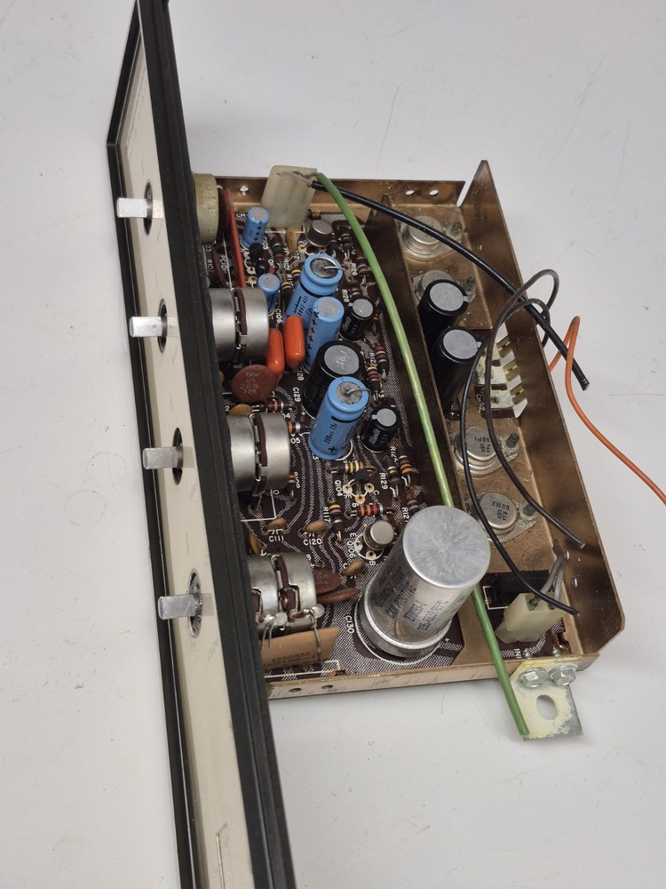 Magnavox Solid State Suitcase Turntable Amp