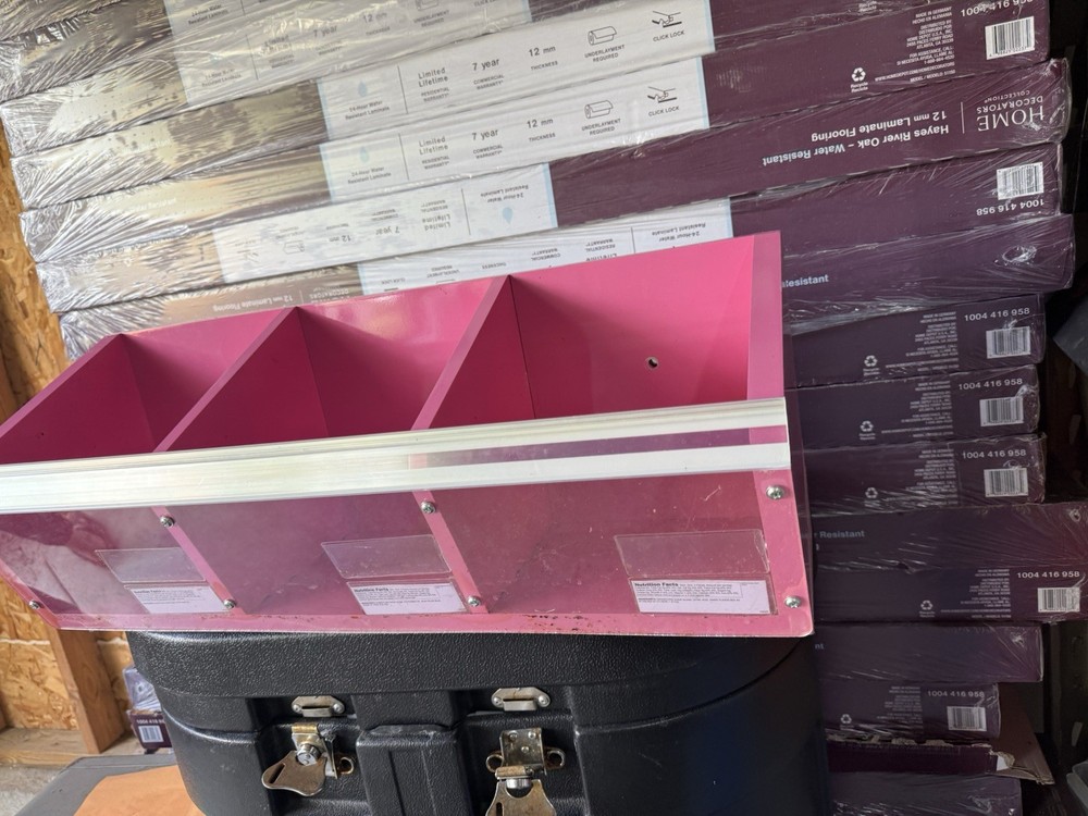 store display shelf container wall mounting clear front open Hanging Container