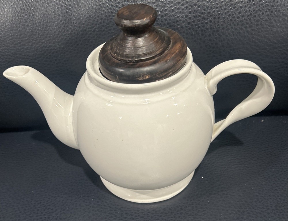 Ceramic Tea Pot And Sugar Bowl