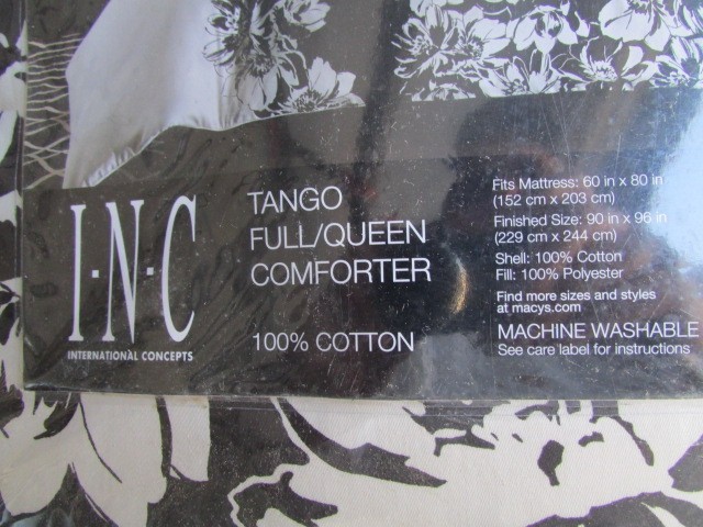 New INC Queen Comforter MA2