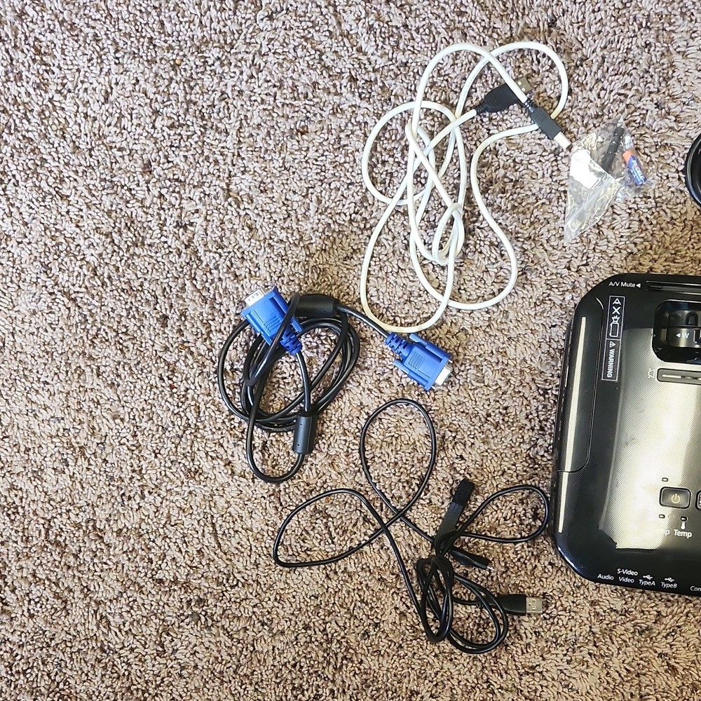 Epson EX5210 Desktop Projector Black HDMI S-Video Audio Video Computer