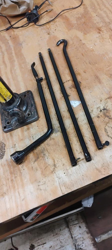 Toyota Tundra Jack Kit Tools Asembly OEM