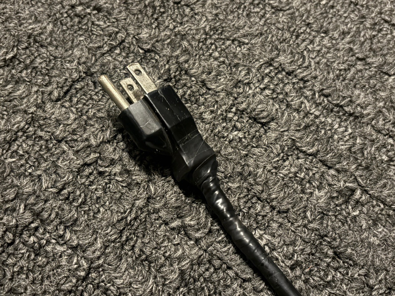 Apple II A2M2010 Green Phosphor Composite Tilt Screen Monitor Tested & Working