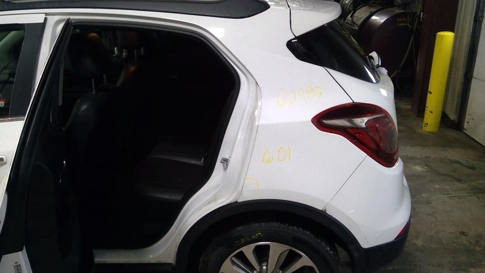 Used Keyless Entry Module fits: 2018 Buick Encore Theft-Locking keyless entry RH