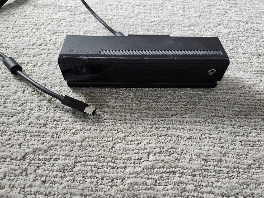 Microsoft Xbox One Kinect Sensor Bar Model 1520 with Cable Black - Tested
