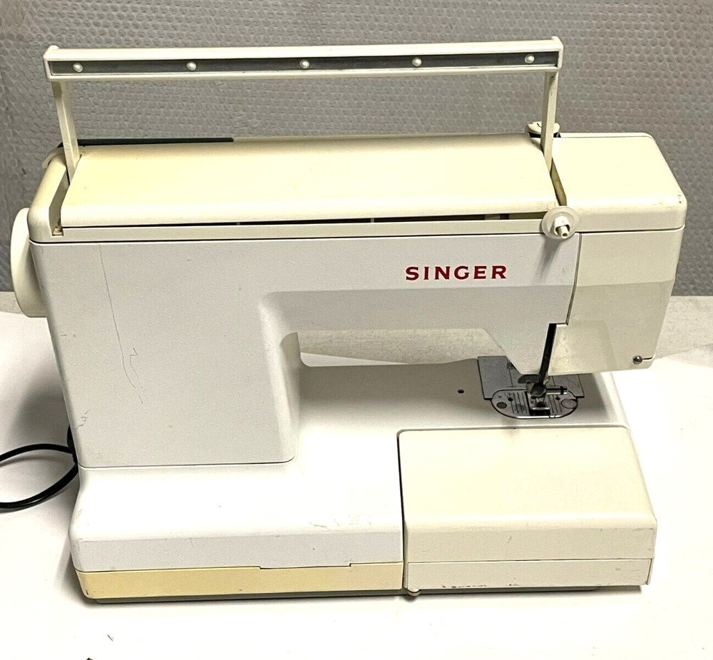 Singer Quantum 7060 Sewing Machine - High Precision