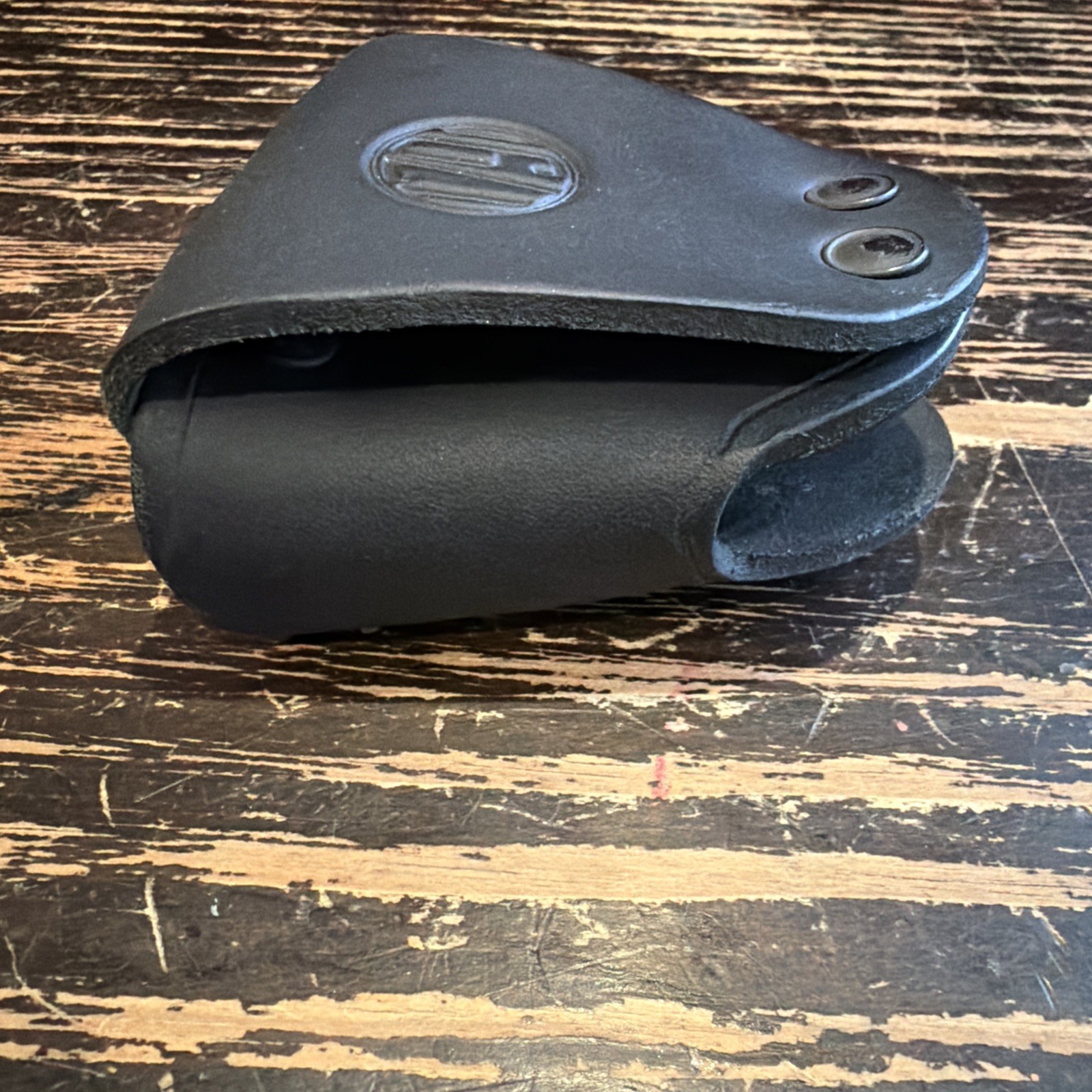 Handcuff Holster, Open Top Hand Cuff Holders for Duty Belt, Handcrafted Leath...