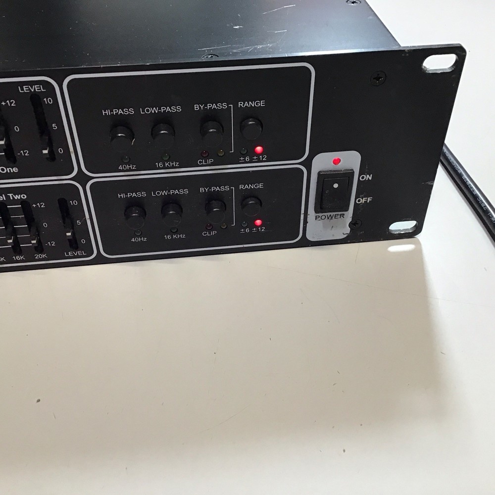 Stageworks E231X Dual Band Graphic Equalizer