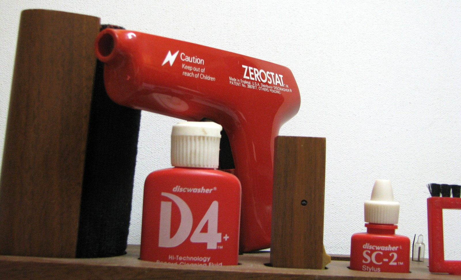 Vintage Zerostat Gun Discwasher Cleaning Kit with Case for Vinyl Records