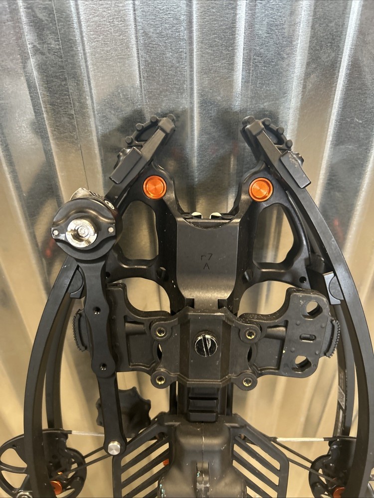 Ravin R10 Crossbow w/ arrows