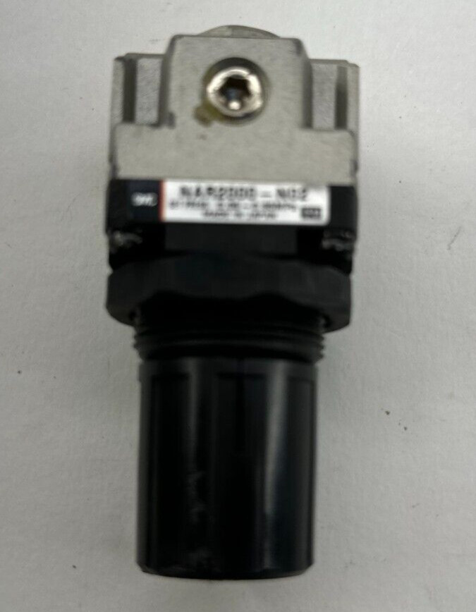 SMC NAR2000-N02 Pneumatic Regulator NAR2000N02