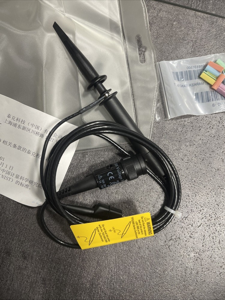 Tektronix P2220 Cable